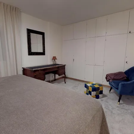 17 Ljubav Place Apartament