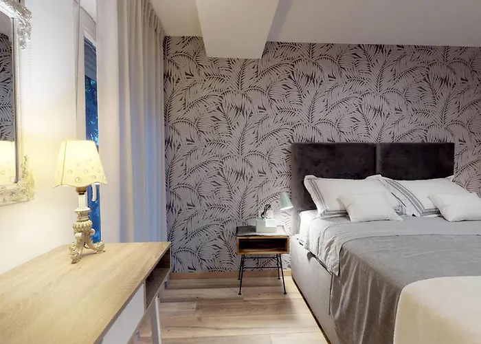 17 Ljubav Place Apartment Split