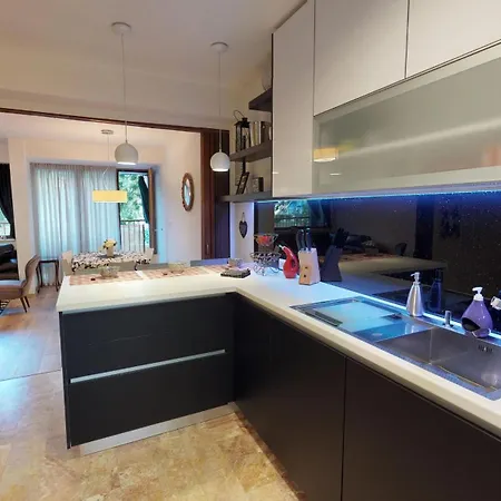 דירה 17 Ljubav Place ספליט