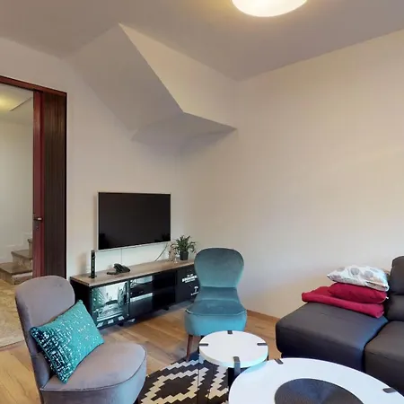 17 Ljubav Place ספליט